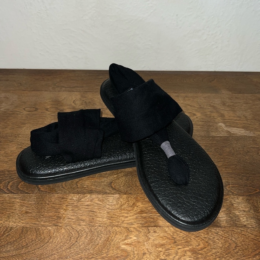 Sanuk 6 yoga slingback sandals